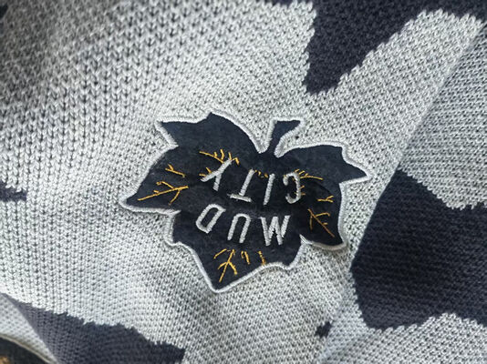 Winter Mens sweater cardigan 100 percent cotton jacquard thick warm casual fit wood button closure ideal for daily life winter wear