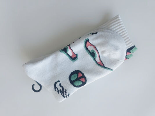 Sporty SOCKS for men and women made from cotton polyester and spandex blend designed for daily life and sports with jacquard technology pattern