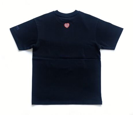 Mens t shirt made from 100 percent cotton heavy jersey fabric with 280gsm weight fitting style short sleeve solid color black