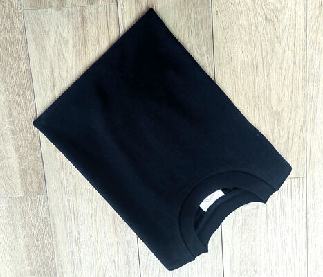 Mens t shirt solid color casual fitting short sleeve made of 100 percent cotton double yarn jersey fabric 250gsm weight