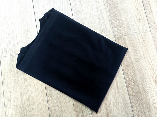 Mens t shirt solid color casual fitting short sleeve made of 100 percent cotton double yarn jersey fabric 250gsm weight
