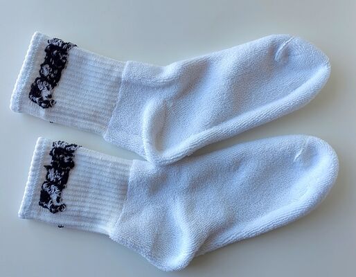 Durable SOCKS for sports featuring jacquard technology yarn dyed pattern and sweat absorbent cotton terry material for mens and womens comfort