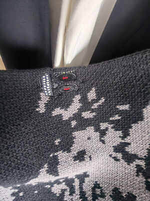 Mens Sweater Casual Fit Thick Cotton Pullover With Jacquard Wolf Pattern And Embroidery Sleeve For Daily Life