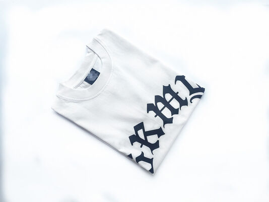 Mens wide big boxy t-shirt  100 percent cotton heavy jersey fabric 280gsm solid color fitting style available in sizes xs to xxl