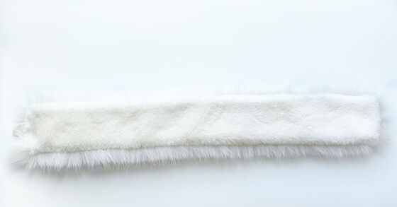 Women Plush Scarf Made From 100 Percent Polyester Fake Fox Fur Thick Winter Neckwarmer Muffler Magnetic Closure